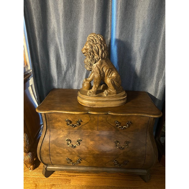 Vintage Classical Style Gold Gilt Lion Sculpture – Resin For Sale - Image 10 of 11