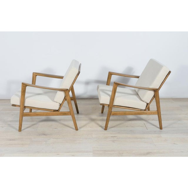 Set of 300-139 Armchairs from Swarzędzka, 1960s For Sale - Image 4 of 18
