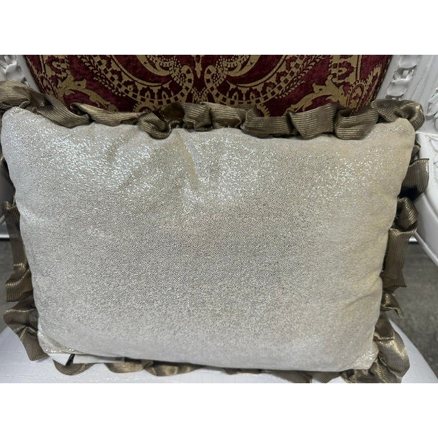 White Late 20th Century Caspani Tino Group Italian Carved Accent Armchair With Pillow For Sale - Image 8 of 14