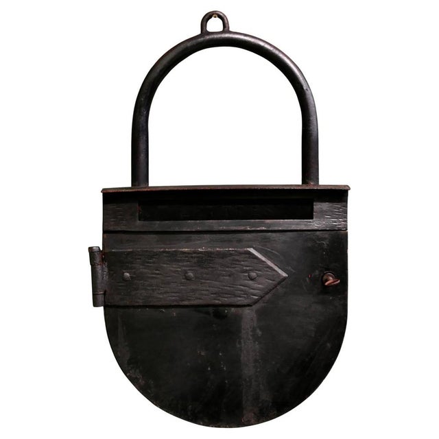 Black Trade Sign Letter Box, 19th Century For Sale - Image 8 of 8