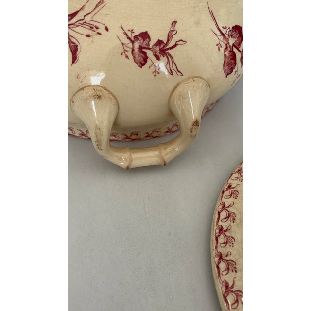 Red Ironstone Tureen with Honeysuckle Pattern from Gien Factory, 1890s For Sale - Image 10 of 13