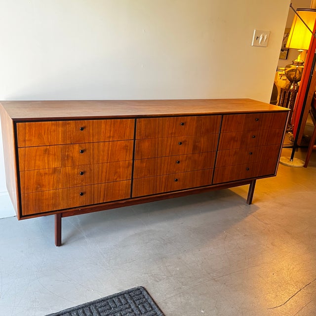 Jack Cartwright for Founders 12-Drawer Dresser Exceptional Mid-Century Modern 12-drawer dresser designed by Jack...