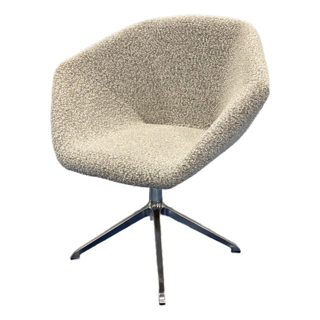 Modern Knoll Style Desk Chair For Sale