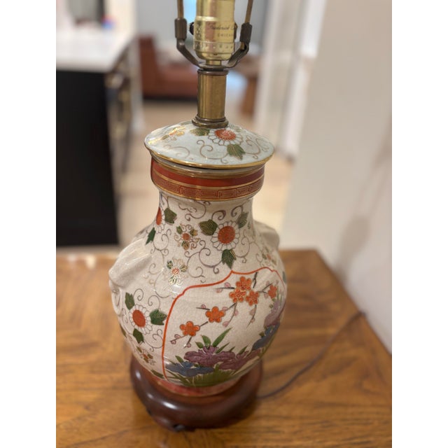 Chinoiserie Vintage Chinoiserie Ceramic Table Lamp For Sale - Image 3 of 10