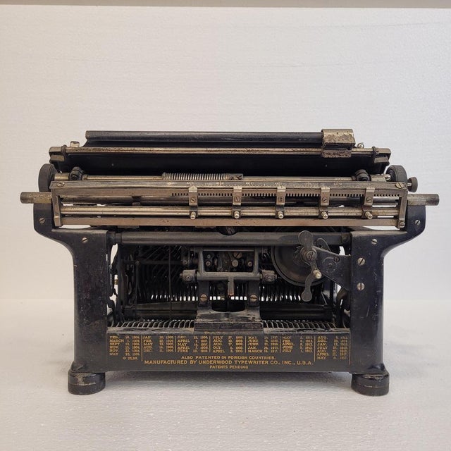 Model No. 5 Typewriter by Underwood and G. Truniger S.A., 1910s For Sale - Image 11 of 18