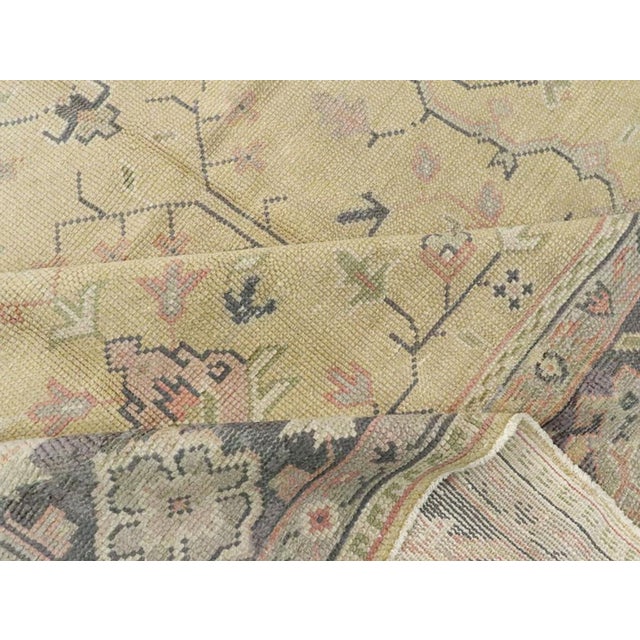Galerie Shabab Collection Early 20th Century Turkish Oushak Room Size Carpet For Sale In New York - Image 6 of 7