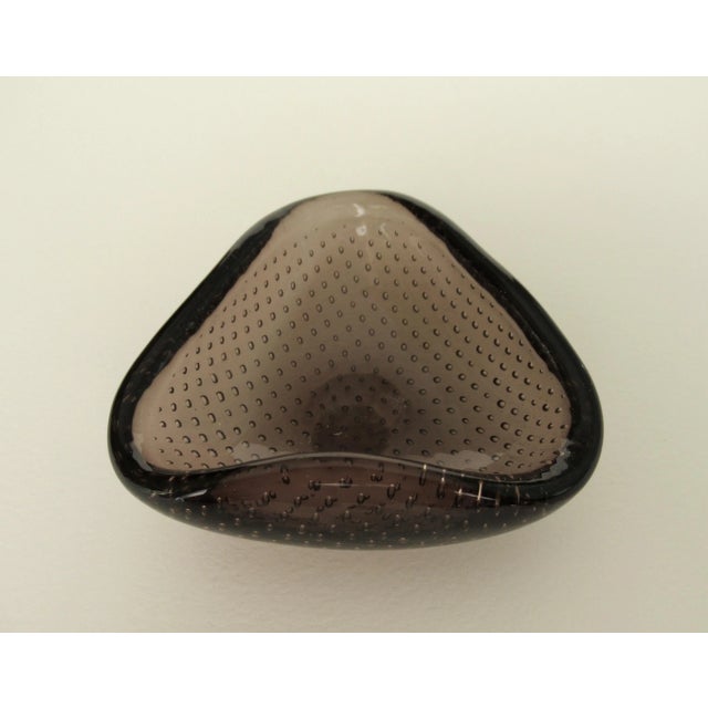 Mid-Century Modern C1950's Italian Hand-Blown Flavio Poli Murano Smoke Coffee Ring, orJewelry Bowl With Bullicante Bubbles For Sale - Image 3 of 13