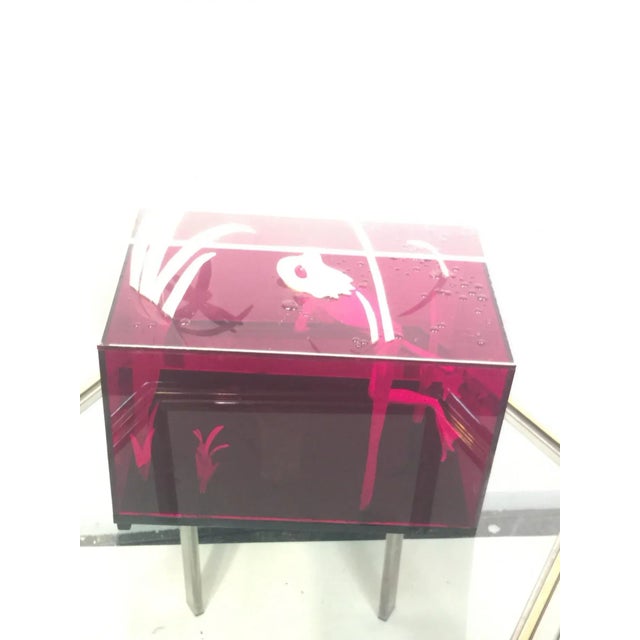 Documentation Signed Origin United States Period 1980-1999 Dimensions W. 14 in; H. 13.25 in; D. 9 in; W. 35.56 cm; H....