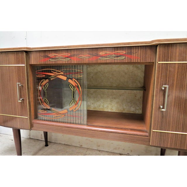 English Mid Century Formica Cocktail Sideboard With Stenciled Glass For Sale - Image 4 of 9