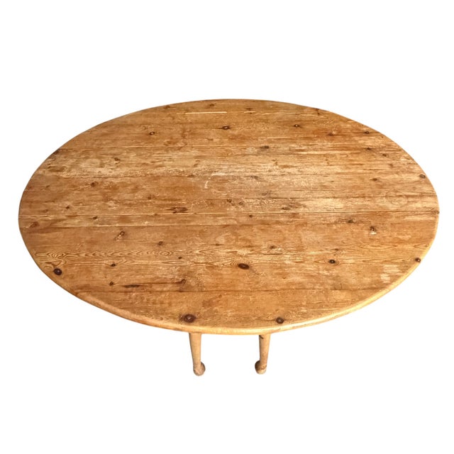 20th Century English Scrub Pine Dropleaf Gateleg Dining Table For Sale - Image 13 of 18