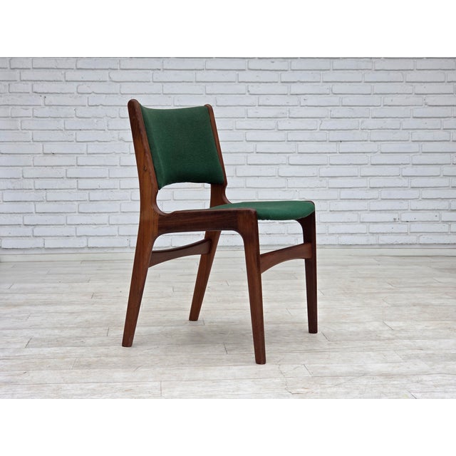 1960s, Danish design by Erik Buch. Set of 4 stk dining chairs model 89. Green furniture wool, solid teak wood. Chairs were...