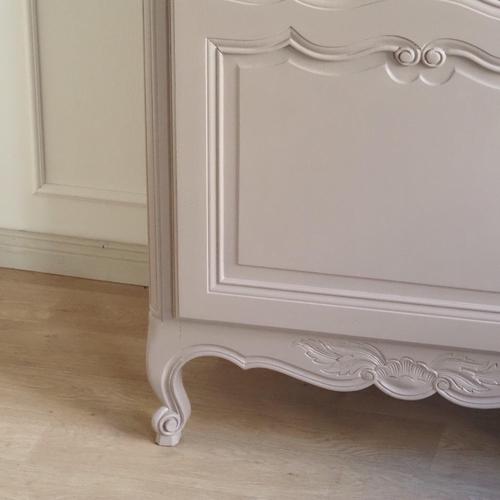 French Display Cabinet with Mirrored Back Panel, 1890s For Sale - Image 4 of 18