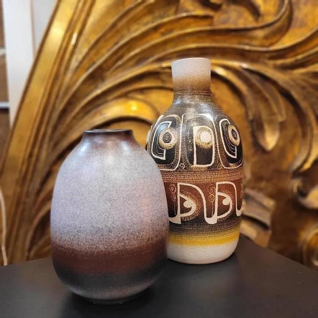 Ethnic vase, Jordi Serra Moragas, 70's - Catalan School Curious vase with ethnic decorative motifs, made by the Catalan...