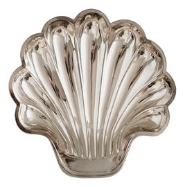 Example of Ashtrays and Catchalls