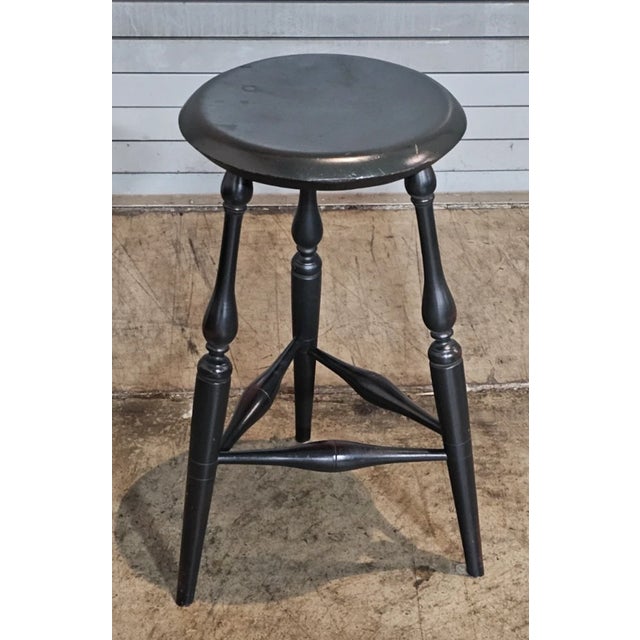 American Late 20th Century Dark Green Windsor Tavern Stool Bench Made by Adriance Heritage Dartmouth, Mass For Sale - Image 3 of 10