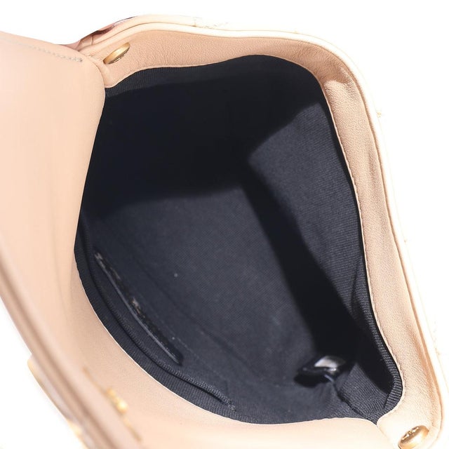 Chanel Beige Quilted Calfskin Small Pearl Chain Hobo For Sale - Image 4 of 8