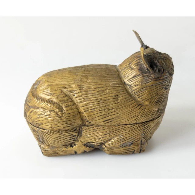 Early 20th Century South East Asian Repousse Brass Betel Leaf Nut Box For Sale - Image 4 of 9