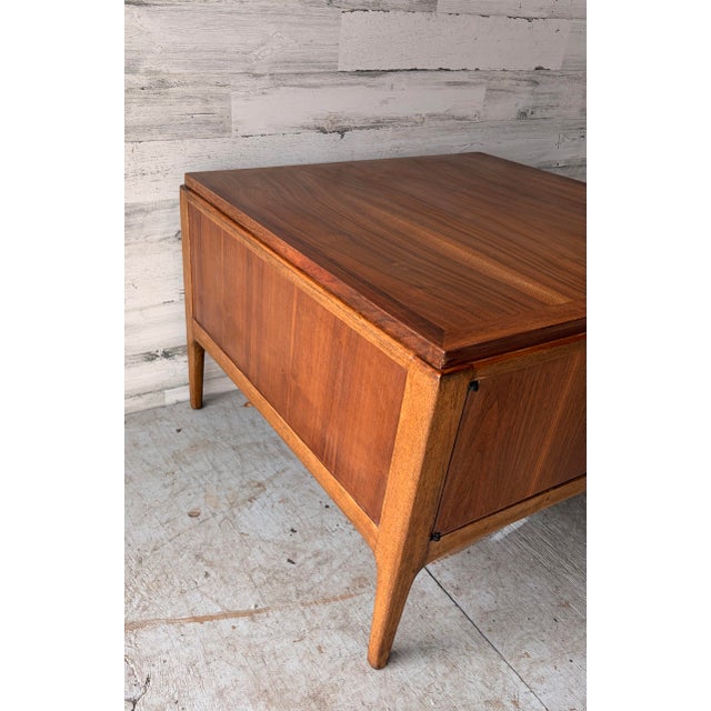 Vintage, original Lane table. Made of solid walnut and in great condition (very heavy). Dark stain with a contrasting...