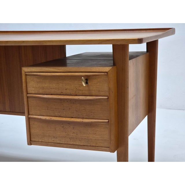 Danish Writing Desk in Teak by Peter Løvig Nielsen for Løvig, 1960s For Sale - Image 9 of 14