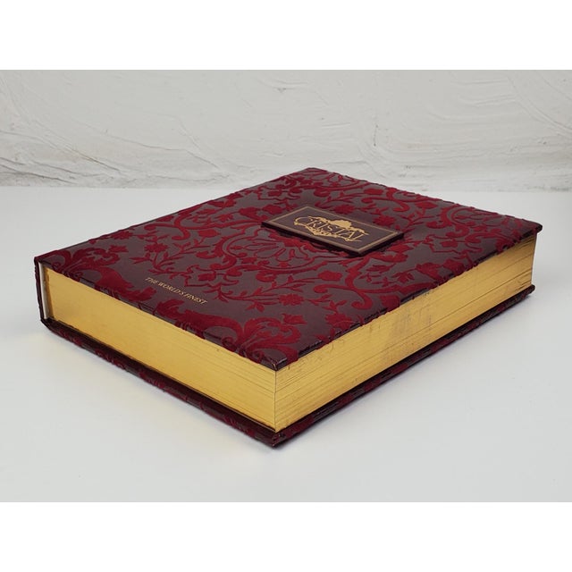 4th Edition print from 2006 Textblock is a shiny gold color. Some color is starting to fade Catalog measures 11⅛" long,...