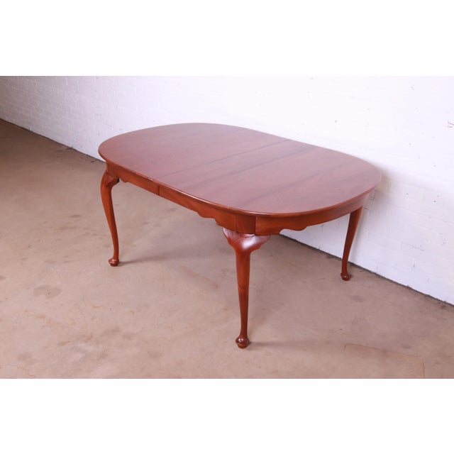Henkel Harris Queen Anne Solid Mahogany Extension Dining Table, Newly Refinished For Sale - Image 10 of 13