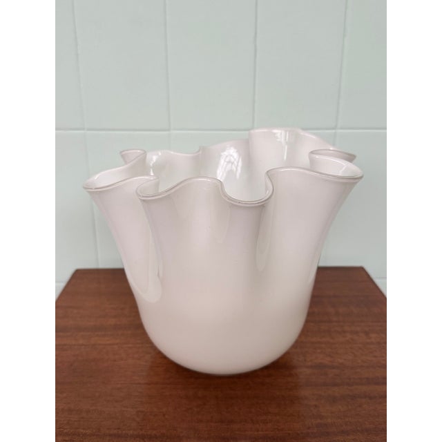 1970s Italian Handkerchief Vase in Opaline White Murano Glass, 1970s For Sale - Image 5 of 16