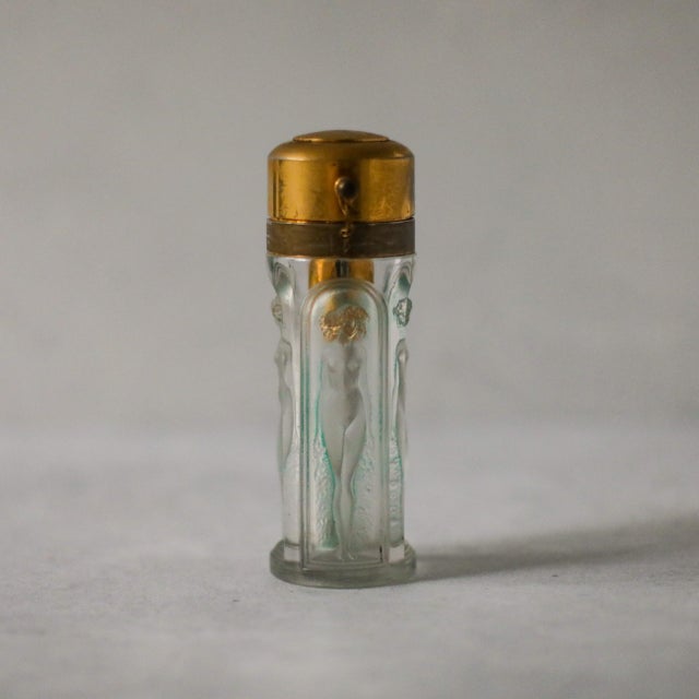 R. Lalique Marny Frosted Glass Perfume Bottle Atomizer, France, C. 1925–1930 For Sale - Image 10 of 14