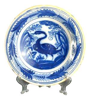 Spanish Talavera Blue and White Faience Charger with Bird and Helechos y Palmeta Decoration, 18th Century