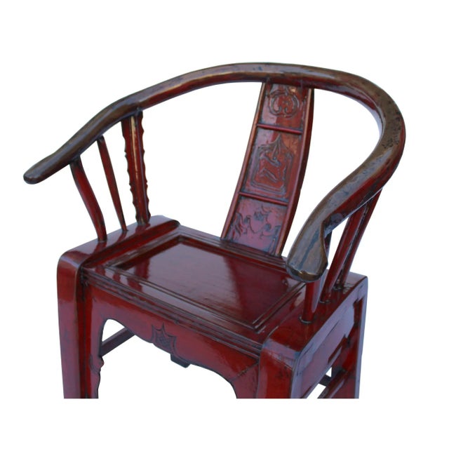 2000 - 2009 Red Lacquer Oriental Horse Shoe Curve Shape Accent Fusion Chair For Sale - Image 5 of 7