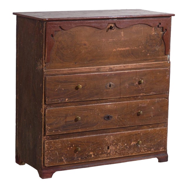 European Chest in Pine For Sale