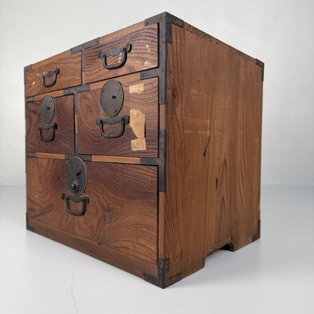 Mid-Century Modern Small Authentic Japanese Tansu Drawer Chest, 1930s For Sale - Image 3 of 11