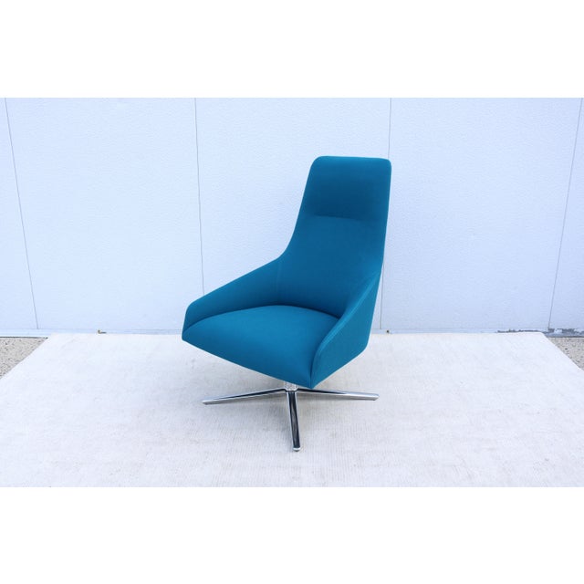 Mid-Century Modern Contemporary Lievore Altherr Molina for Andreu World Alya Swivel Lounge Chair For Sale - Image 3 of 18