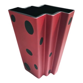 Vintage 10.75" Fluted Accordion Art Glass Vase - Matte Red With Polka Dots & Blue Glass Interior For Sale