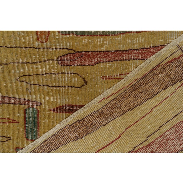 1960s Vintage Zeki Müren Rug in Gold, Pink, Distressed Art Deco Pattern For Sale In New York - Image 6 of 6