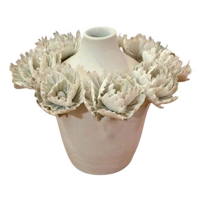 Chala Toprak Modern Sculpture Flower Vase in Porcelain, 2023 For Sale
