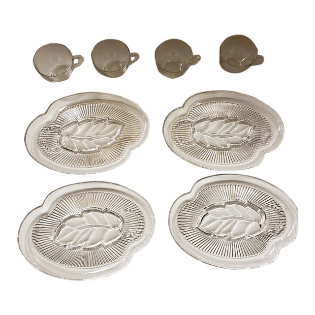 1959 Federal Glass Crystal Leaf Snack Set, 8 Cups and Plates For Sale