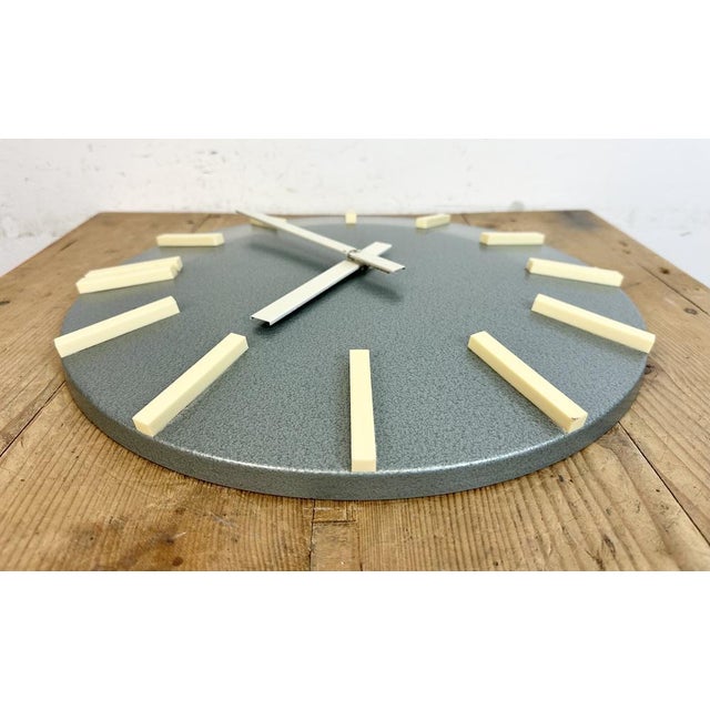 Industrial Grey Office Wall Clock from Pragotron, 1970s For Sale - Image 12 of 18