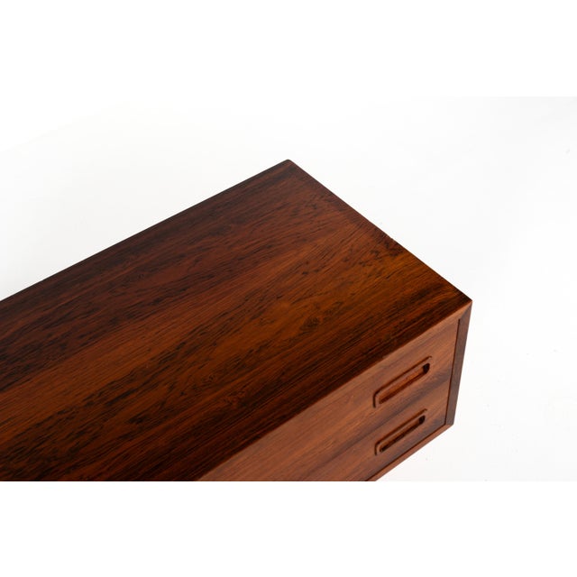 Mid-Century Modern Danish Rosewood Chest of Drawers by Poul Hundevad for Hundevad & Co, 1960s For Sale - Image 5 of 18