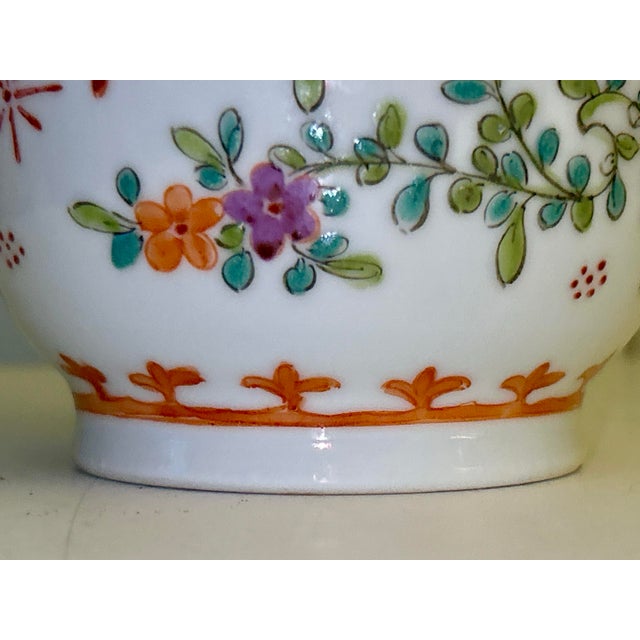 Famille Rose Chinese Vase - Early 1900's. For Sale - Image 9 of 12