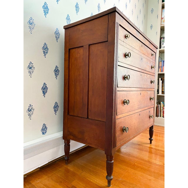 Brown Antique Early 1800s American Neoclassical Cherry Chest of Drawers With Reeded Feet For Sale - Image 8 of 15