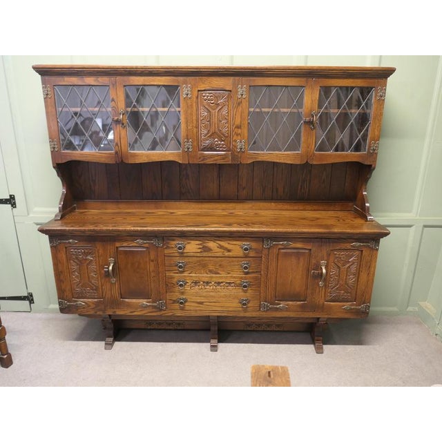 Arts and Crafts Oak Dining Room Suite with Table, Chairs and Dresser from Webber, 1960, Set of 8 For Sale - Image 4 of 8