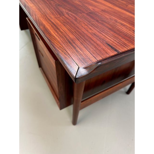 Arne Vodder Rosewood Executive Desk 207 for Sibast, Denmark, 1960s For Sale - Image 14 of 17