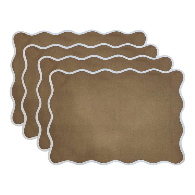 Handmade Scalloped Placemats, Brown with White Piping - Set of 4 For Sale