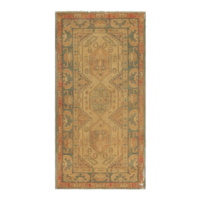 Antique Oushak Runner in Golden-Beige With Geometric Medallions - Rug & Kilim For Sale