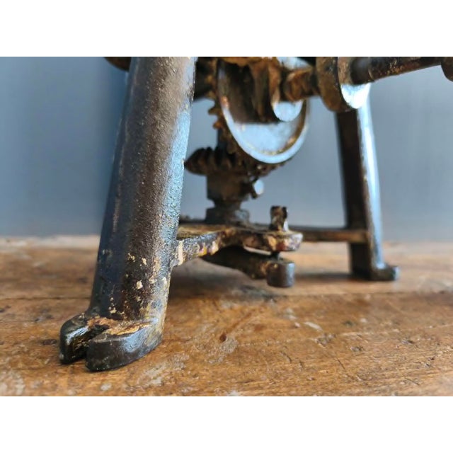 Paint Pigment Grinder, Early 20th Century For Sale - Image 13 of 18