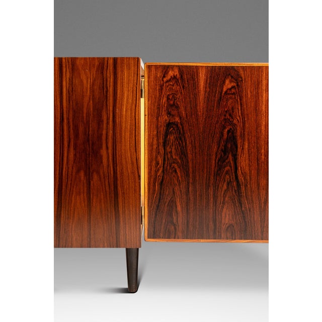 Restored Danish Modern Cabinet / Buffet / Credenza in Rosewood by Carlo Jensen for Hundevad and Co., Denmark, C. 1960s For Sale - Image 11 of 18