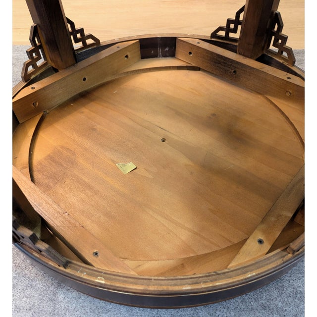 Brown Drexel Heritage Chinese Chippendale Banded Mahogany Side Table Round For Sale - Image 8 of 9