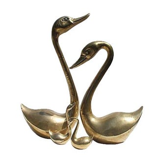 Brass Swan Family - Set of 4 For Sale
