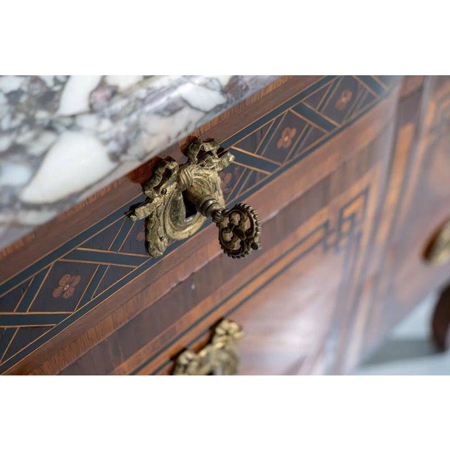Wood 18th Century French Transition Marquetry Chest of Drawers with Marble Top, 1770 For Sale - Image 7 of 8