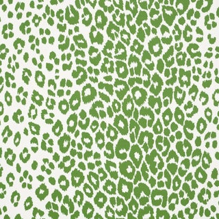 Schumacher Iconic Leopard Wallpaper in Green - Sample For Sale